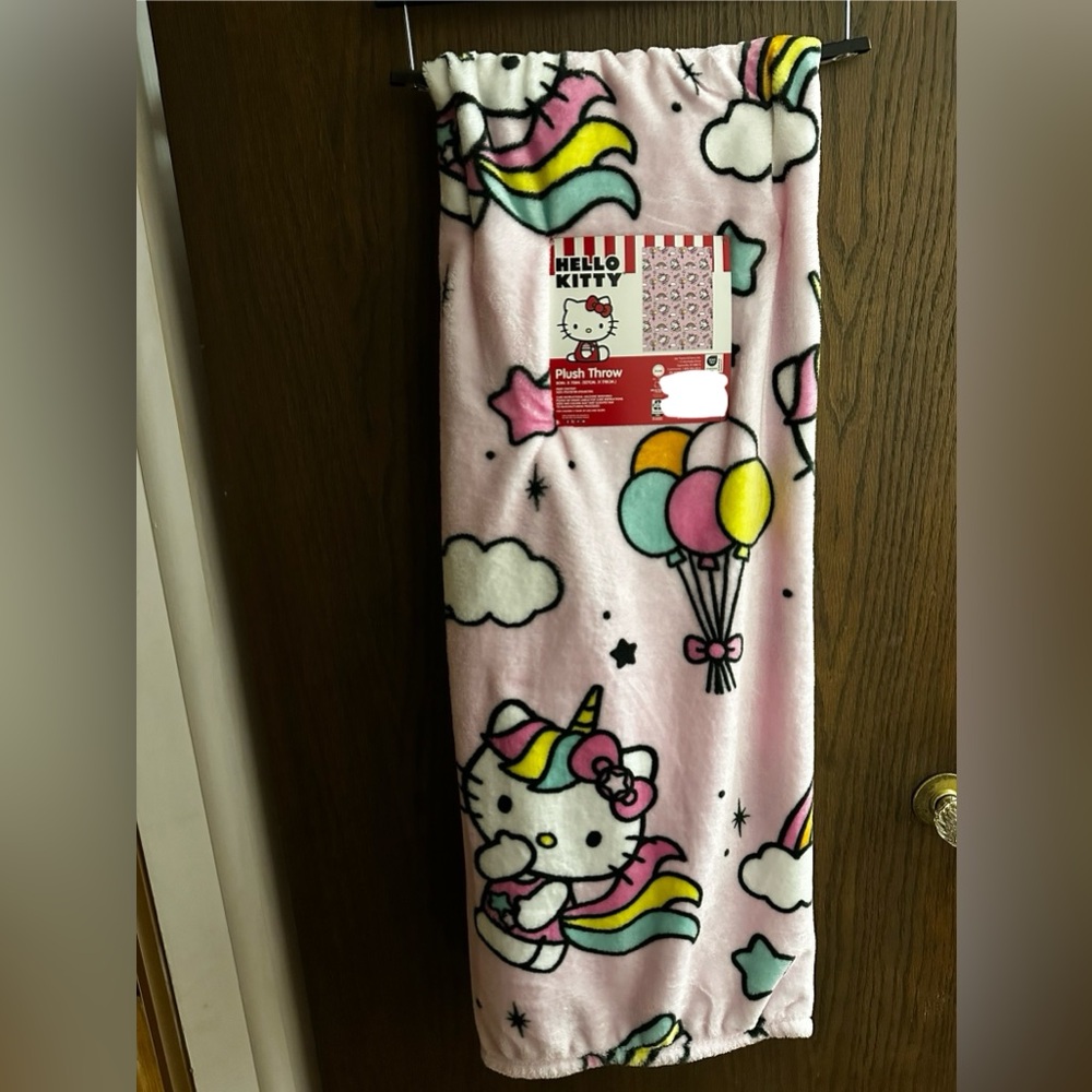 Hello Kitty Blanket